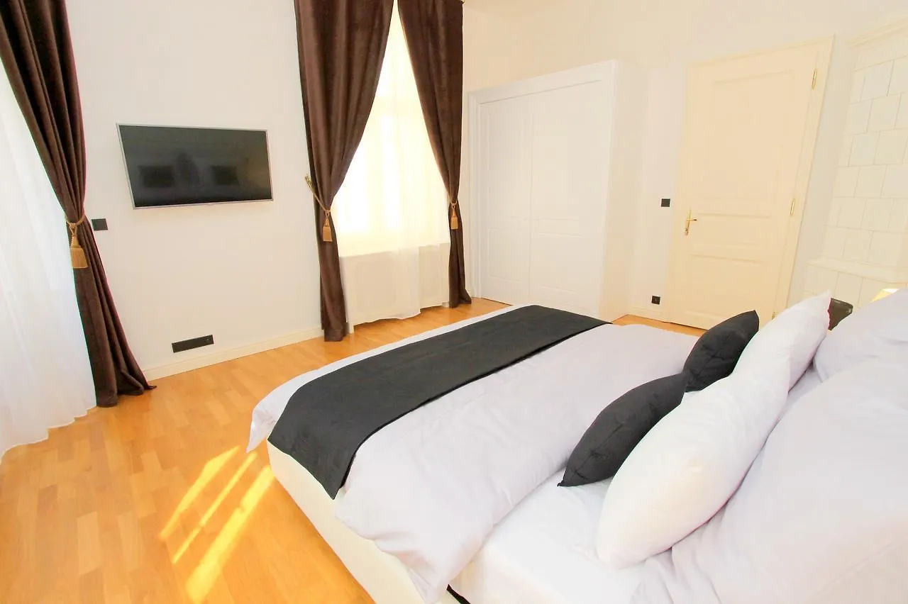 Luxury Apartments Krocinova Prága Csehország